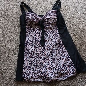 Wantdo Women Bathing Suit Swimsuit High Waist Plus Size 22 - 24 Leopard